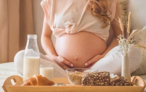 mẹ bầu 3 tháng nên ăn gì để tốt cho bé